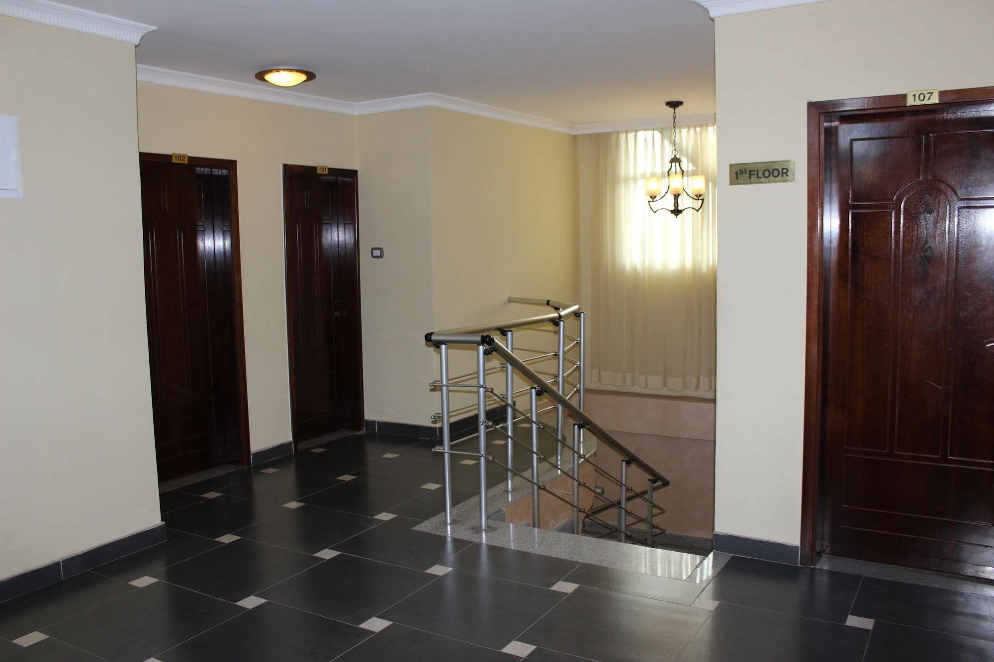 Oasis Hotel Apartment Αντίς Αμπέμπα Εξωτερικό φωτογραφία