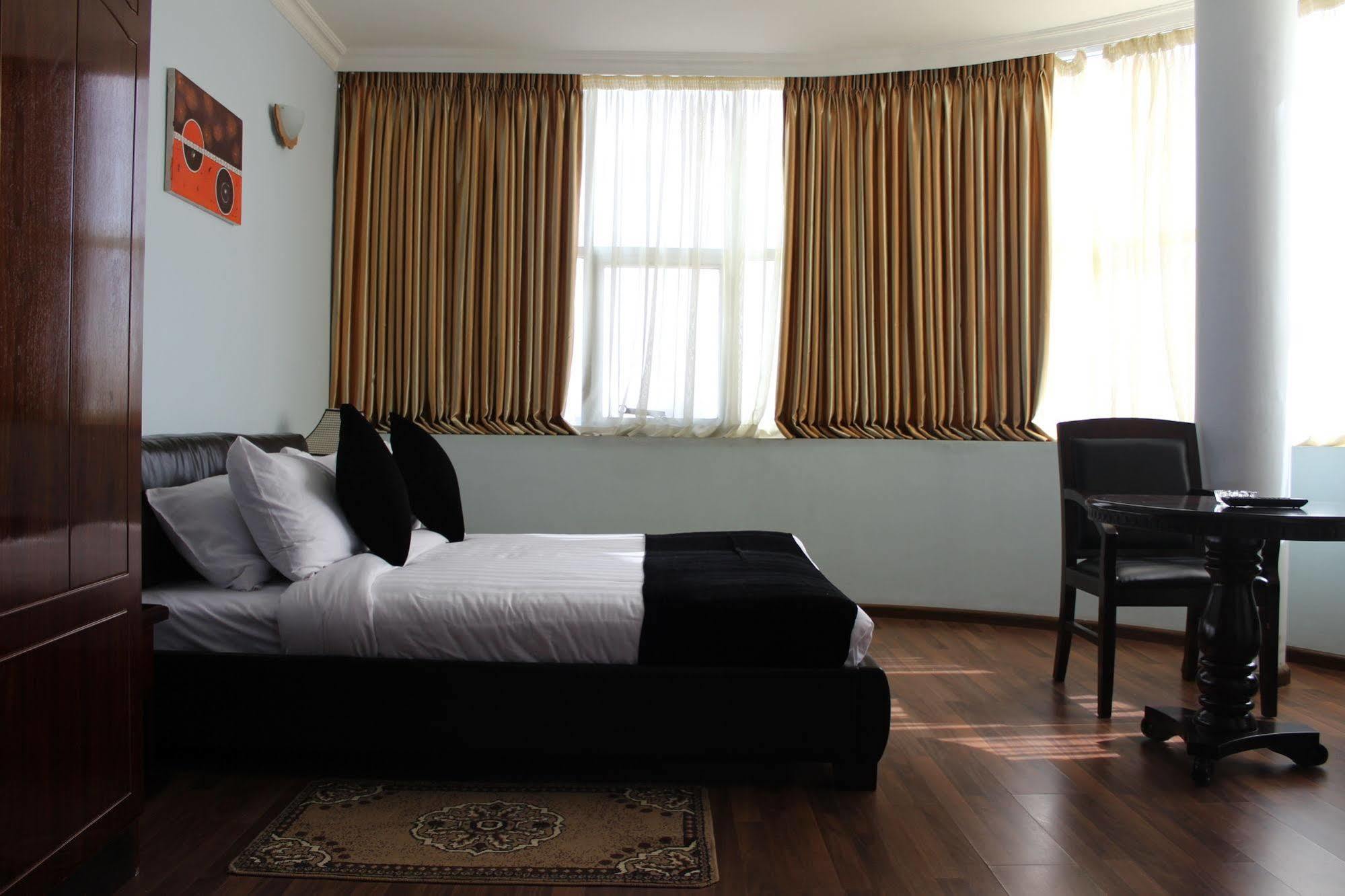 Oasis Hotel Apartment Αντίς Αμπέμπα Εξωτερικό φωτογραφία