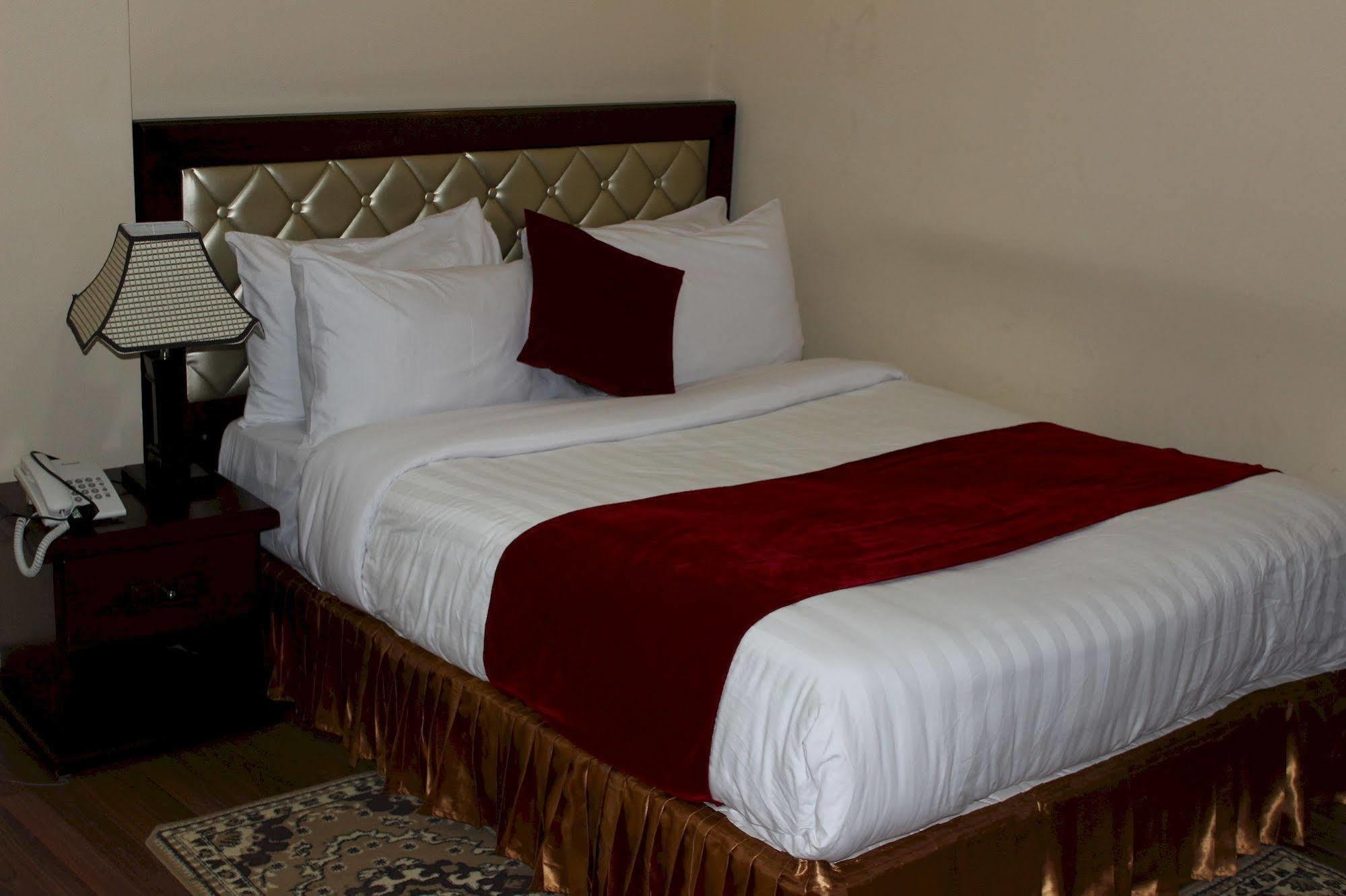 Oasis Hotel Apartment Αντίς Αμπέμπα Εξωτερικό φωτογραφία
